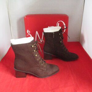 IMPO Jiana Memory Foam Lace Up Block Heel Booties $85 US Size 6 1/2 - Brown #989